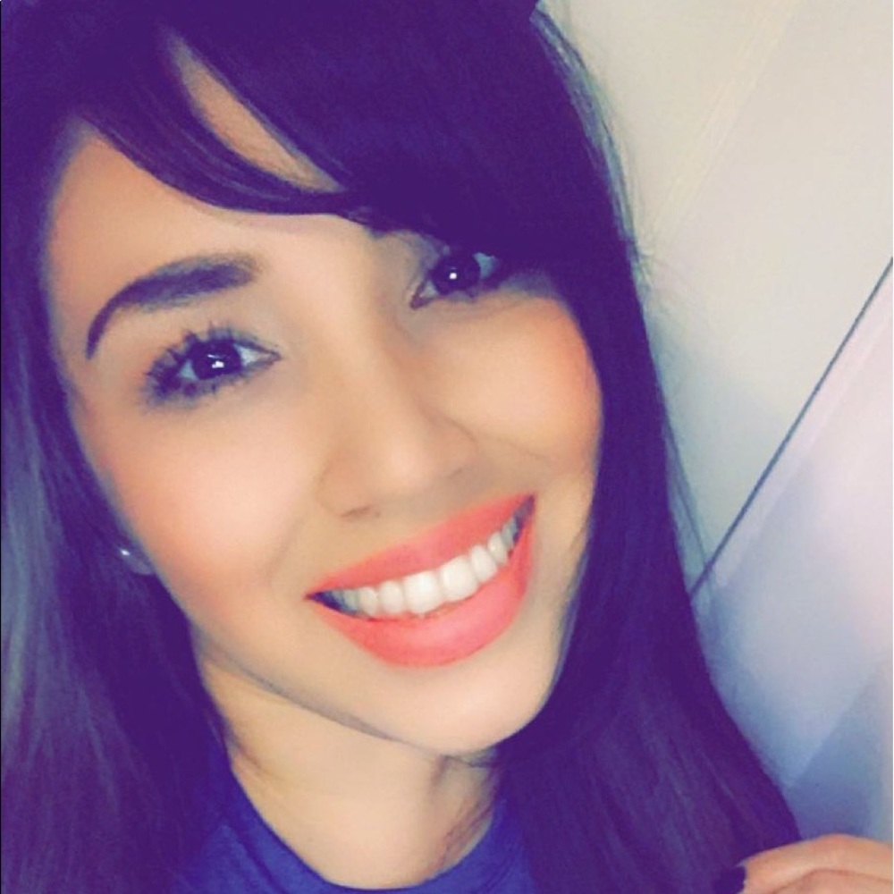 Meet your Posher, Kimberly